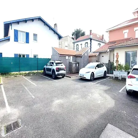 Charmante Maison-chalet, Vélos Et Jacuzzi * Arcachón