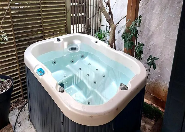 Charmante Maison-chalet, Vélos Et Jacuzzi