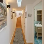 Holiday home Charmante Maison-chalet, Velos Et Jacuzzi *