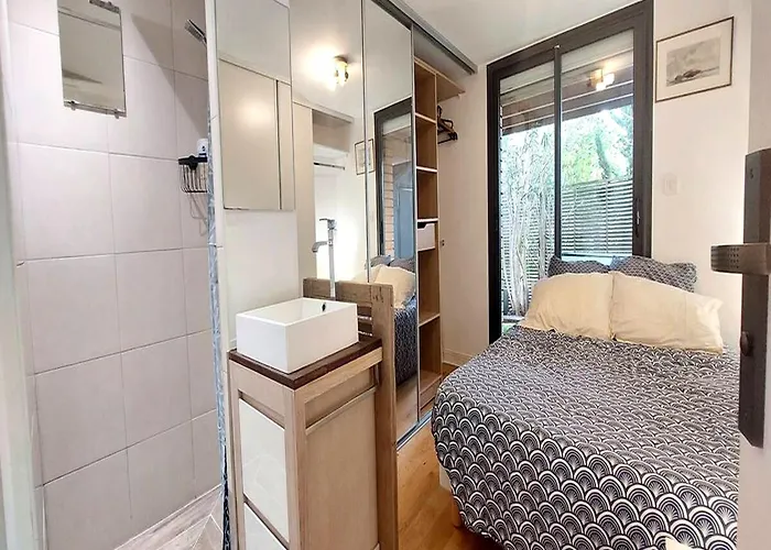 Charmante Maison-chalet, Velos Et Jacuzzi بيت للعطل *